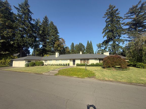 3rd image of 3900 SW 75th Ave