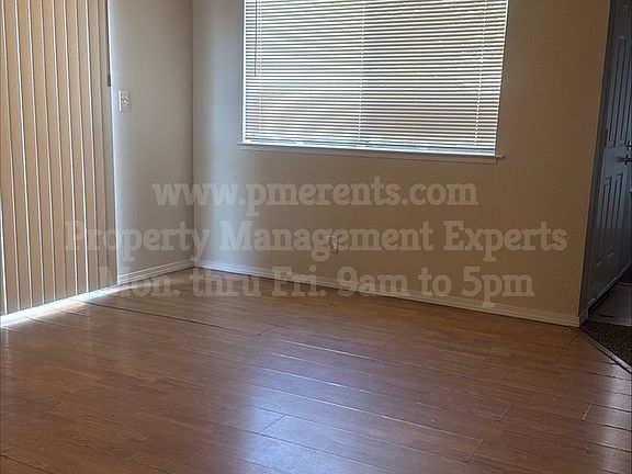 5th image of 2652 Burlington Pl #2652