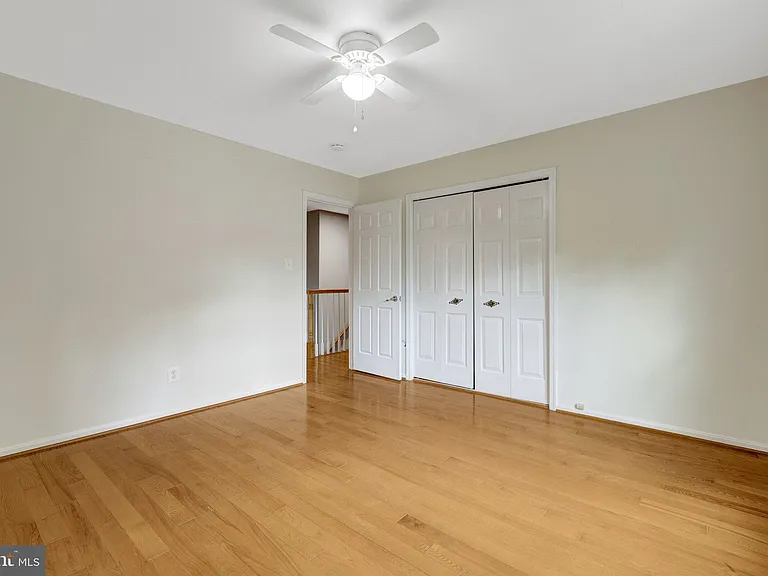 8995 Parliament Dr — Photo 38