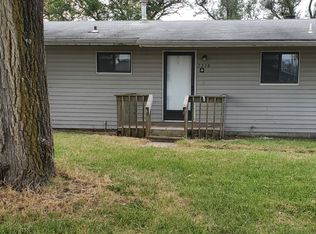 7230 SW Woodcroft Way, Topeka, KS 66619