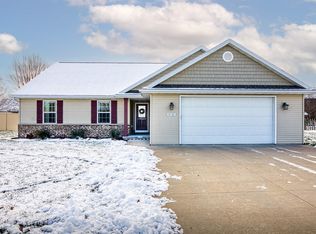 4133 E Braeburn Dr, Appleton, WI 54913