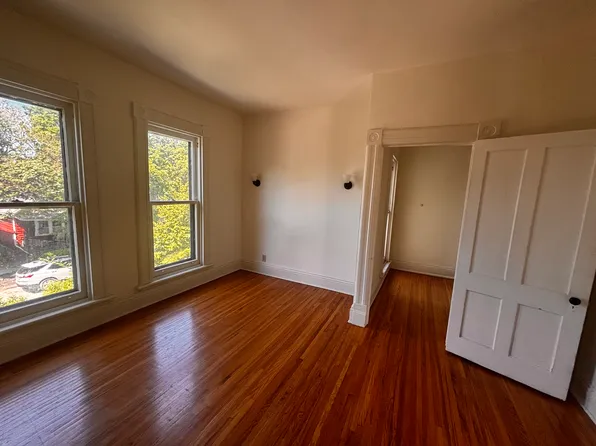 295 W Tupper St Floor 2, Buffalo, NY 14201