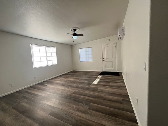 4th image of 57111 Buena Vista Dr #A