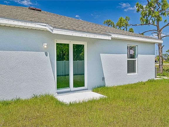 2nd image of 2901 NW 18th Pl