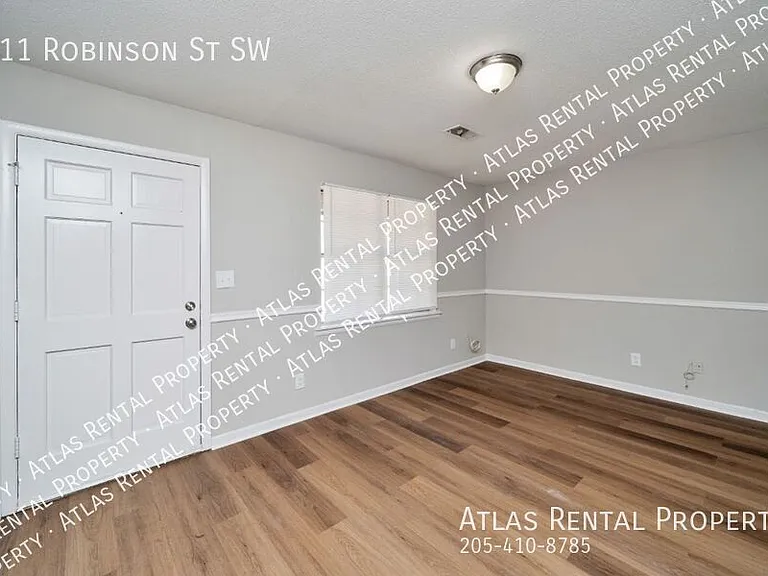 211 Robinson St SW — Photo 5