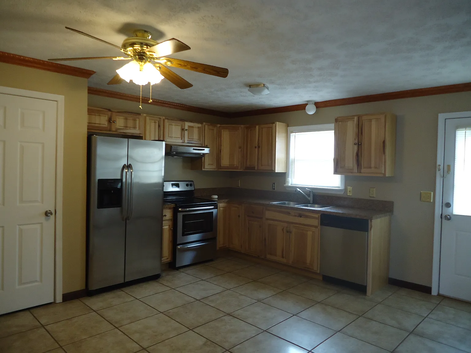 206 Nottoway Drive - 1 — Photo 2
