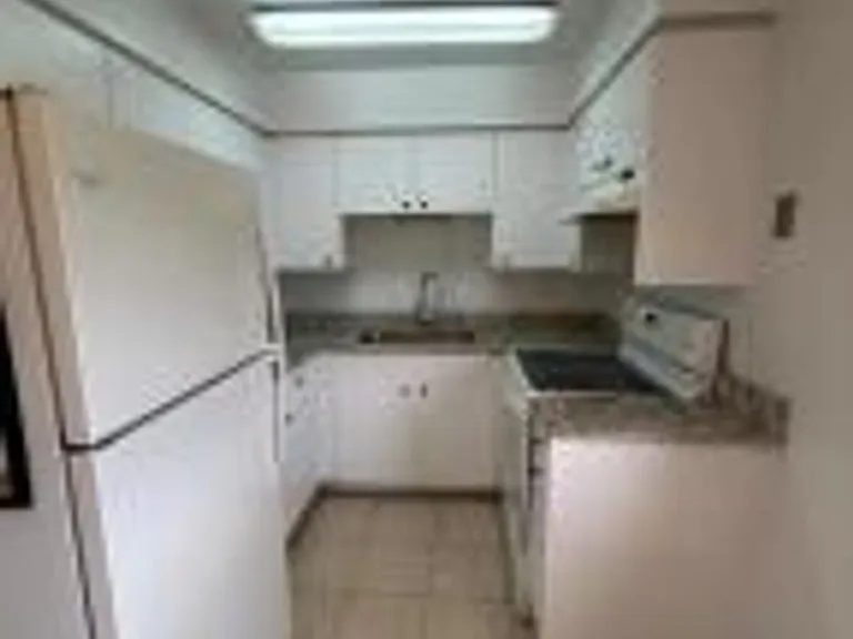 1750 Cowan Dr — Photo 4