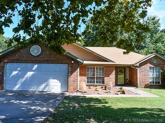 2nd image of 1108 Bermuda Dr