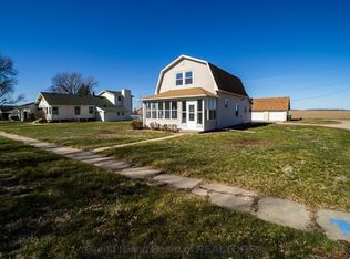 502 Said St, Cairo, NE 68824