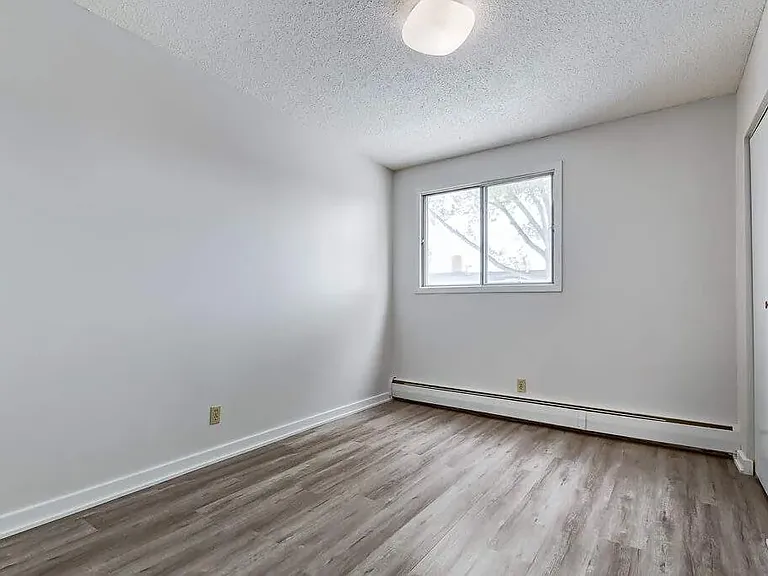 18 Allanbrooke Dr #A102 — Photo 11