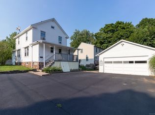 11 Balsam St, Bristol, CT 06010