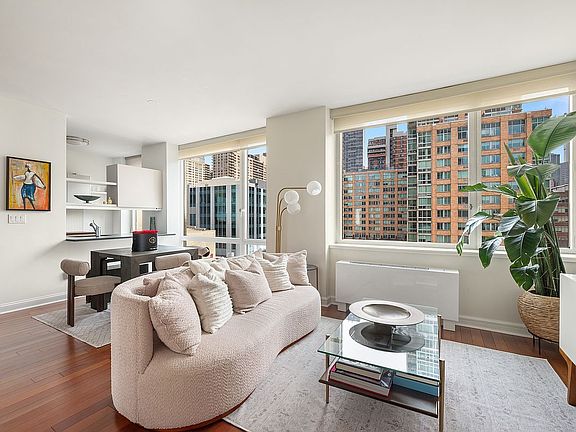 2nd image of 100 Riverside Blvd APT 8U