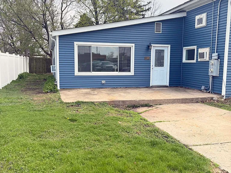 11105 McGovney St — Photo 2