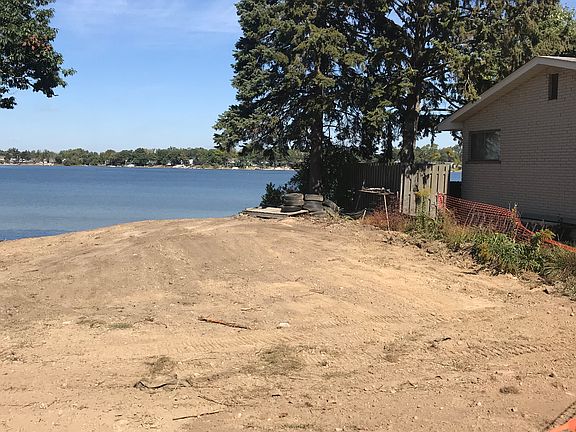 2nd image of 4856 Sherwell Dr