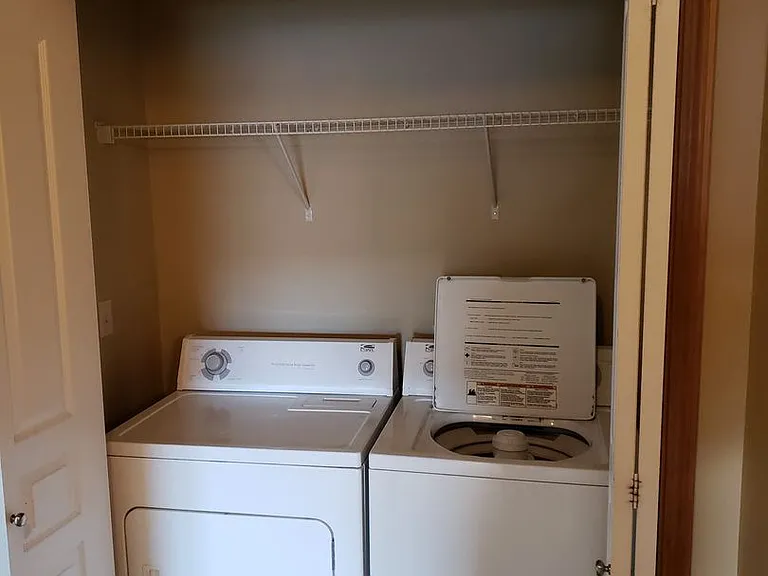 871-877 N River Rock Dr — Photo 13