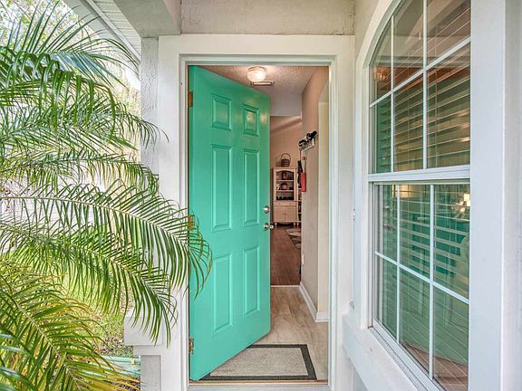 3rd image of 2057 W Lymington Way