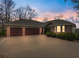 27 Stucky Ln, Bella Vista, AR 72715