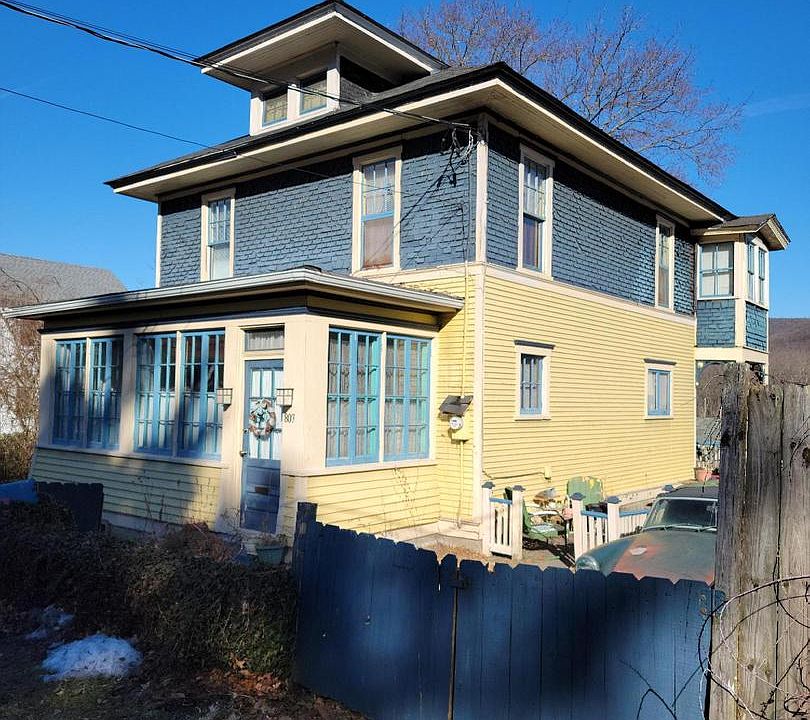 2nd image of 807 Main St