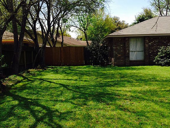 2nd image of 418 Pickford Dr