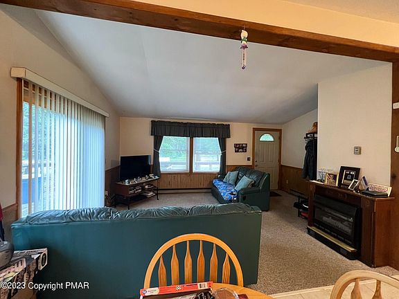 4th image of 222 Sheridan Dr