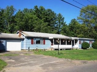 7 Glendale Rd, Southampton, MA 01073