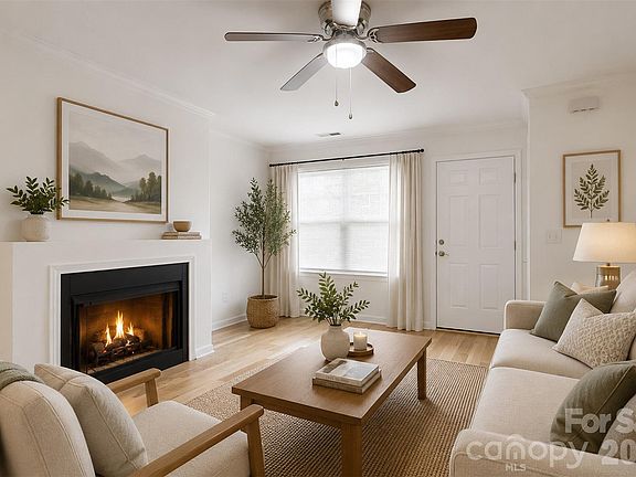 5th image of 1017 Baldwin Commons Dr