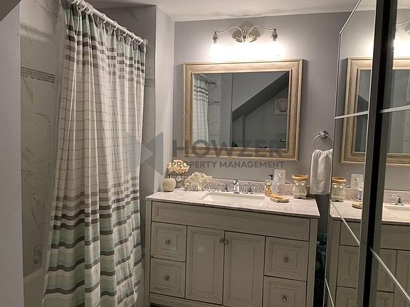 5th image of 322 Broad St APT 2