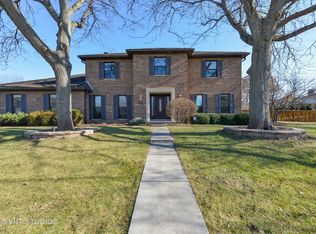 650 Edward Rd, Naperville, IL 60540