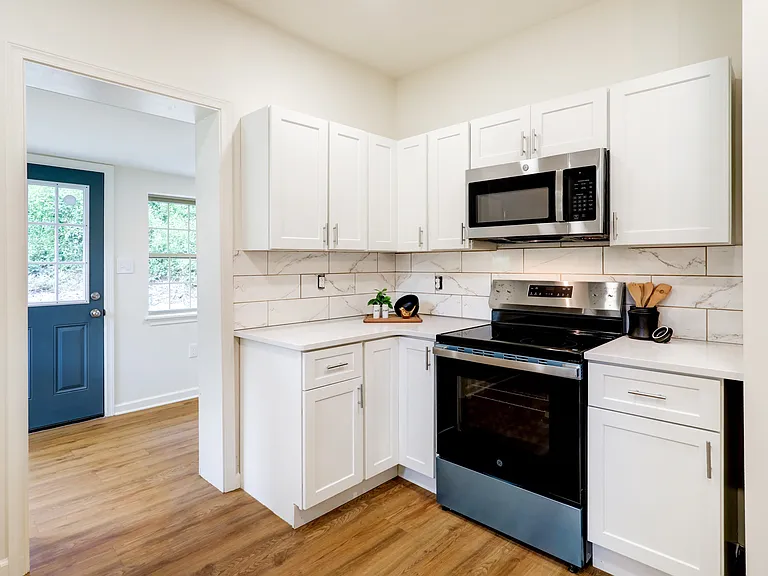 2560 Iron Springs Rd — Photo 14