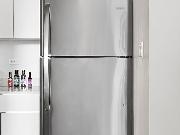 3rd image of 1890 Lexington Ave APT 2C