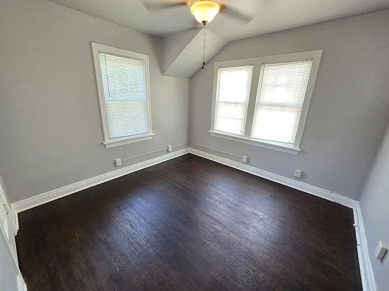 2513 NW 25th St — Photo 11