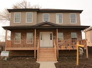 7714 W 66th St, Bedford Park, IL 60501