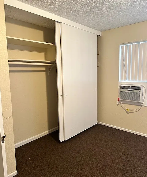 Del Rosa Palms Apartments — Photo 8