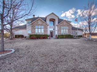 9505 N 137th East Ct, Owasso, OK 74055