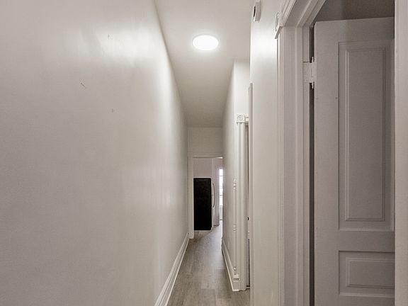 4th image of 46 S 10th St APT 2