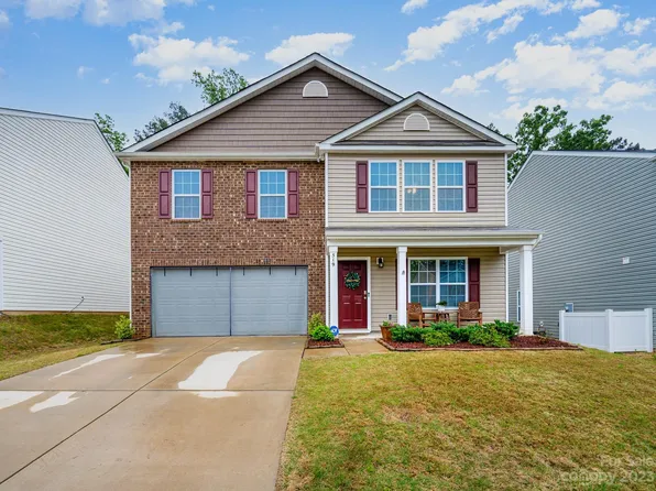 519 Elmwood Pond Ct, Charlotte, NC 28214