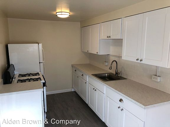 5th image of 900 E 8th Ave APT 4