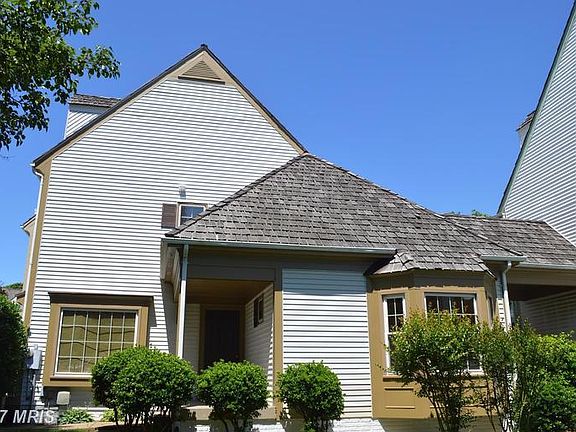 3rd image of 12839 Mill Brook Ct