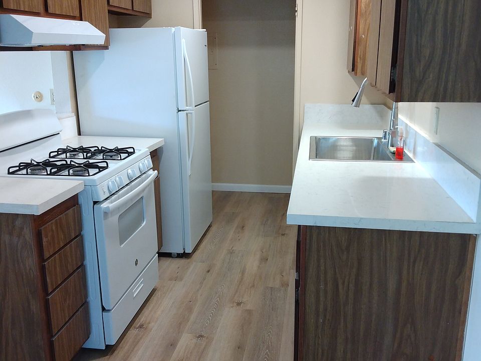 1st image of 1409 E Sail Ave