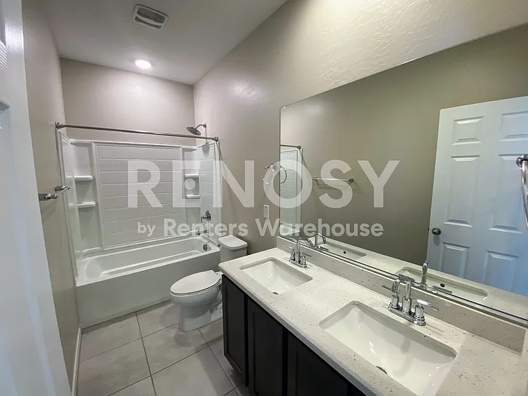 11769 W Mobile Ln — Photo 8