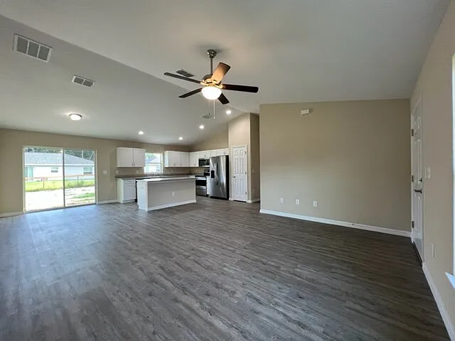 13669 SW 113th Pl — Photo 8