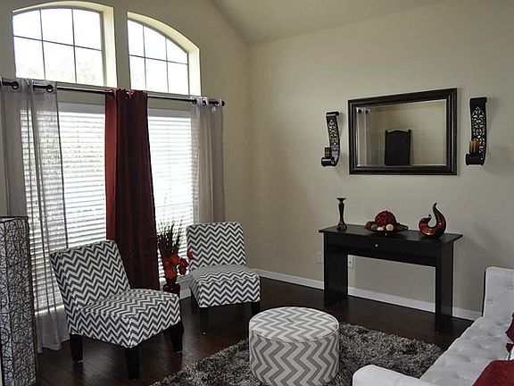 4th image of 22042 Rustic Canyon Ln