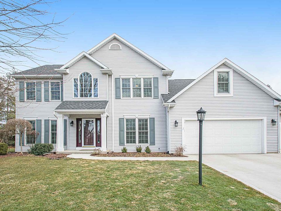 1st image of 51716 Dartmore Dr