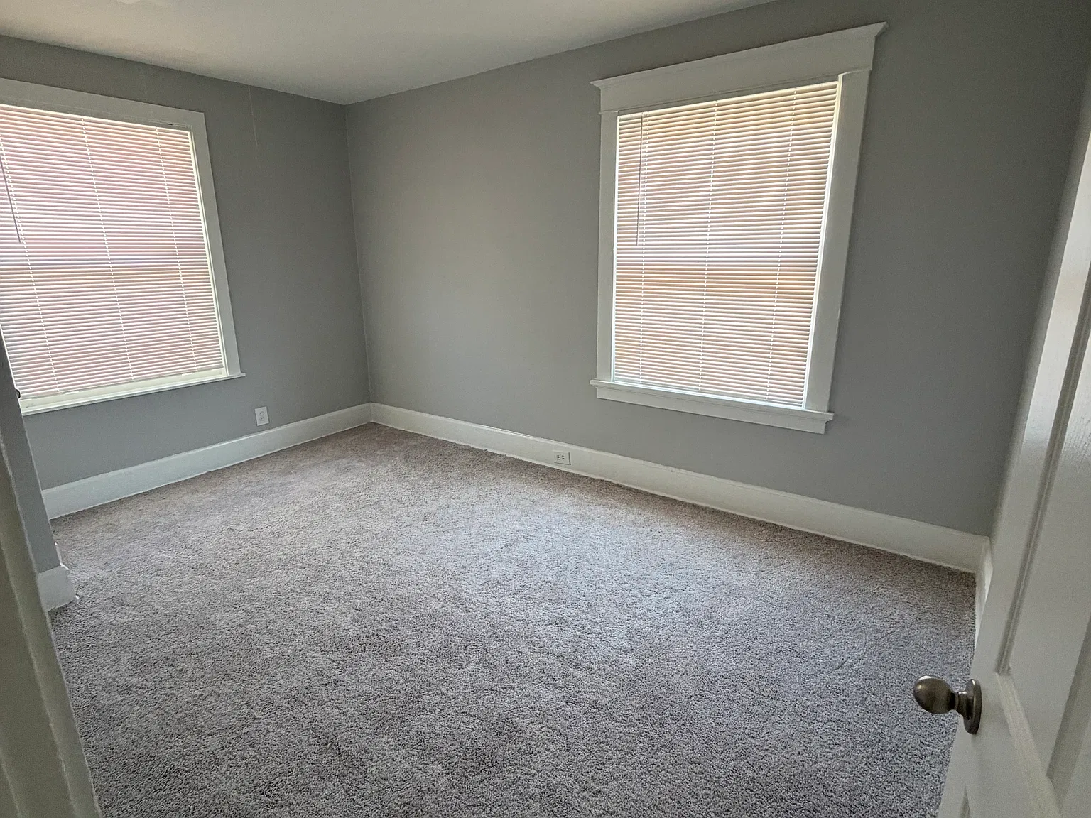 4 bed, 1.5 bath, 1700 sqft, $1,995 — Photo 4