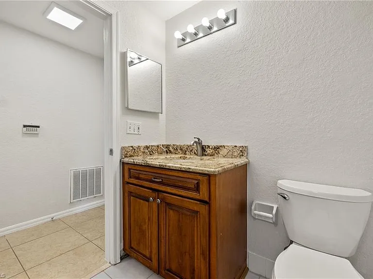 6401 Aragon Way #204 — Photo 19