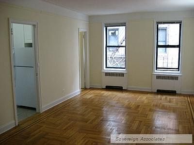 3rd image of 615 W 172nd St APT 32