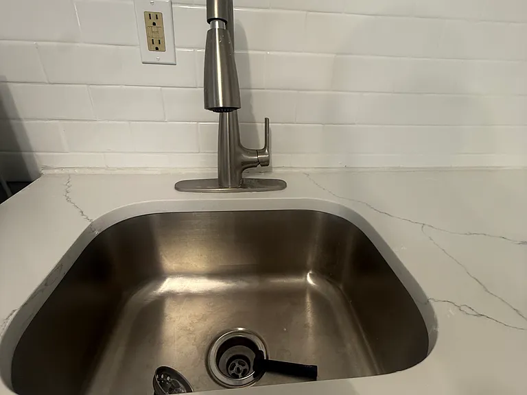 315 Maffett St #1 — Photo 10