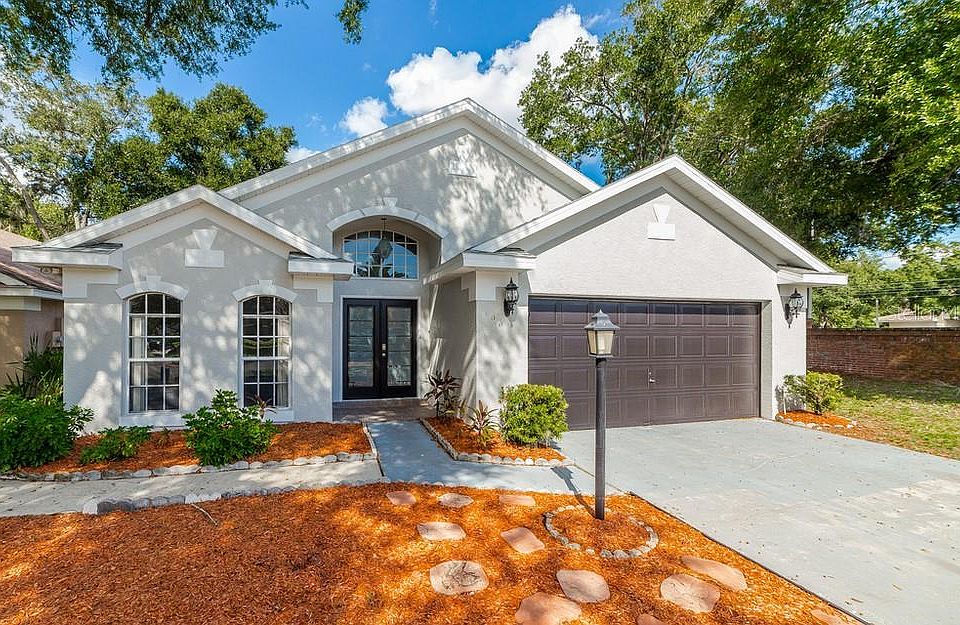 1st image of 100 Easton Cir