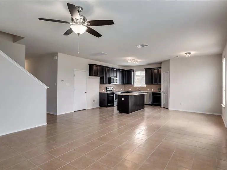 169 Marcheeta Way — Photo 8