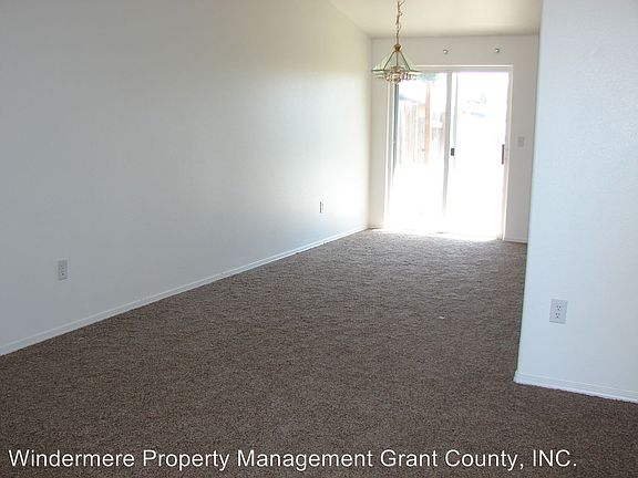 4th image of 905/907 Ball Ct